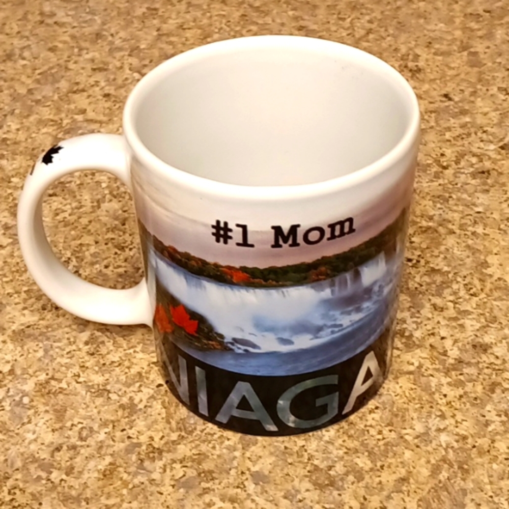 Niagara Falls Canada #1 mom mug good condition